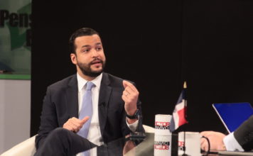 Rafael Paz busca la senaduría del Distrito