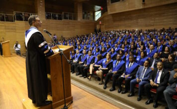 Procurador insta nuevos fiscalizadores a actuar de manera correcta y justa