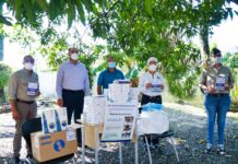 Personal de Falcondo hace entrega de donativo de insumos de protección para el personal médico que lucha contra el conronavirus en Monseñor Nouel.