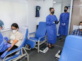 La directora del SRSM Mirna Font Frías, durante la apertura de la Jornada de Donación de Sangre.