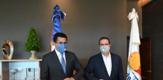 David Collado, recien designado Ministro de Turismo, durante su visita al actual ministro de esa cartera, Francisco Javier García.