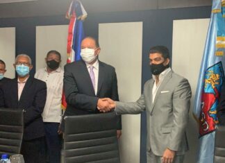 Felipe Suberví asume en la CAASD