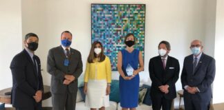 Félix Mercedes, Gustavo De Hostos, Juana Barceló, Sauna Hemingway y Fernando González.
