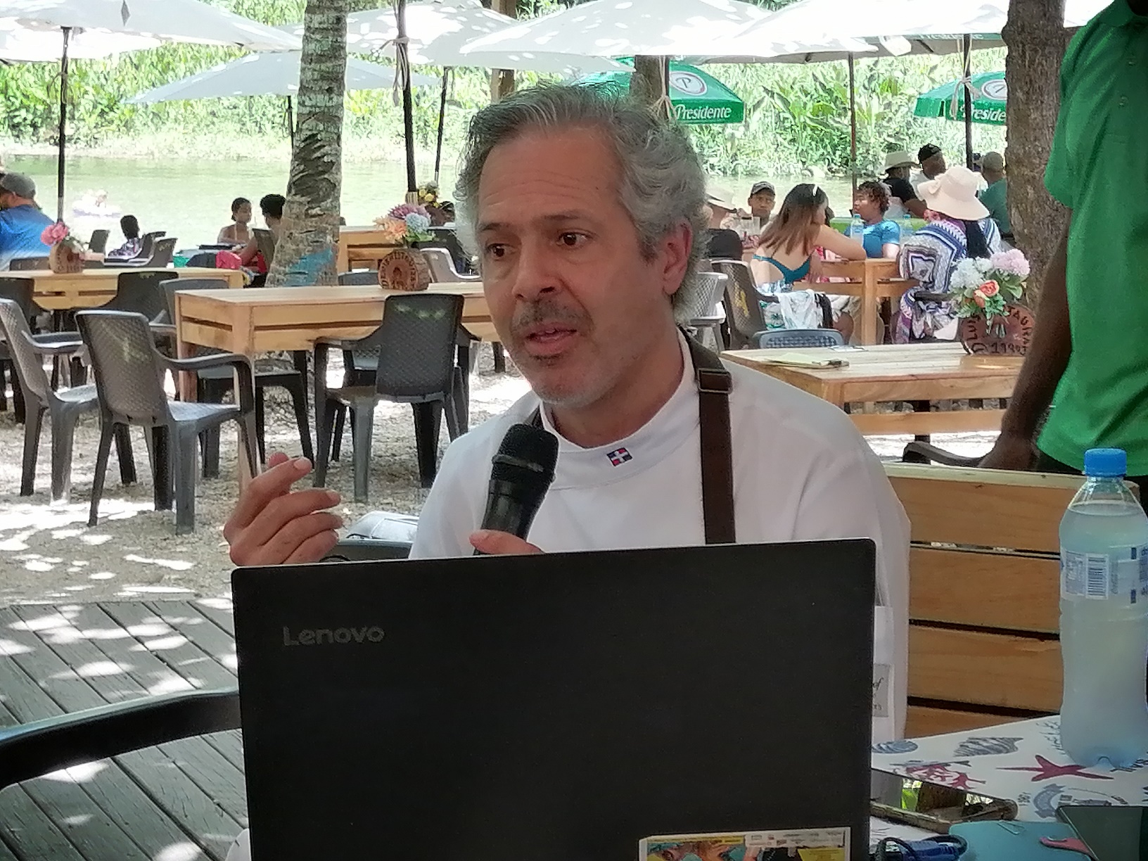 Carlos Estévez, chef y asesor gastronómico, explica en qué se basa el enfoque Slow Food.