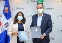 01 Paula Disla, presidenta ejecutiva del Consejo Nacional Para la Niñez y la Adolescencia (CONANI) y el Dr. Santiago Hazim, director ejecutivo del Seguro Nacional de Salud (SeNaSa).