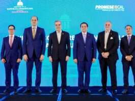 Gobierno se reúne con representantes de la industria farmacéutica