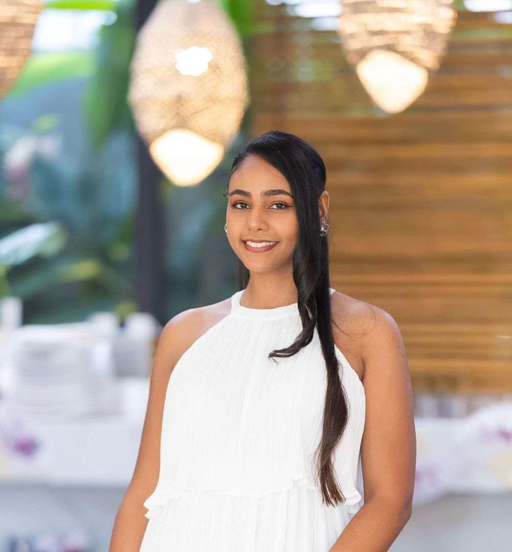 Con esta obra Adrianny Almonte, rinde homenaje a las Hermanas Mirabal.