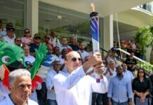 Ulises Rodríguez recibe en Santiago la Antorcha de los XXV Juegos Centroamericanos y del Caribe Santo Domingo 2026
