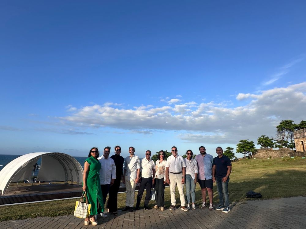 Los miembros de la Junta Directiva del Clúster Turístico del Destino Puerto Plata, durante su visita de supervisión.