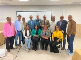 Adompretur realiza en Santiago conferencia magistral y taller estratégico para fortalecer el periodismo turístico