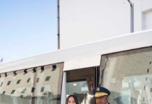 Banreservas dona minibús al Cuerpo de Bomberos del Distrito Nacional