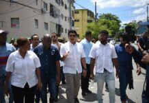 Fellito Suberví pone en marcha el programa «La CAASD te escucha» en Guachupita