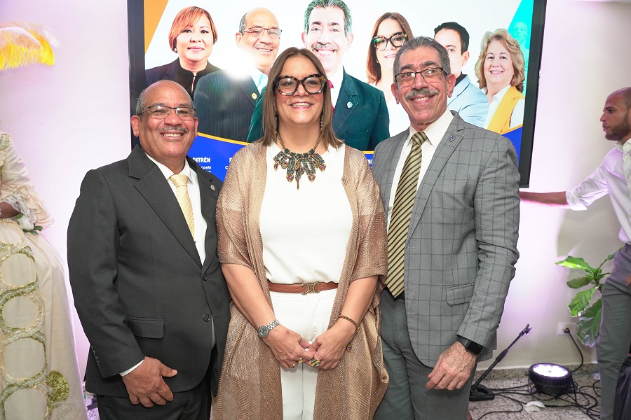 Fabio Abreu, Anitza Gutiérrez y Jorge Asjana.