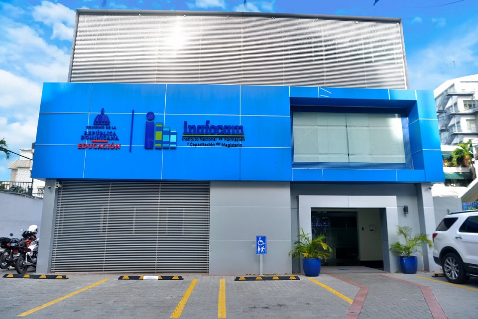 Fachada INAFOCAM.