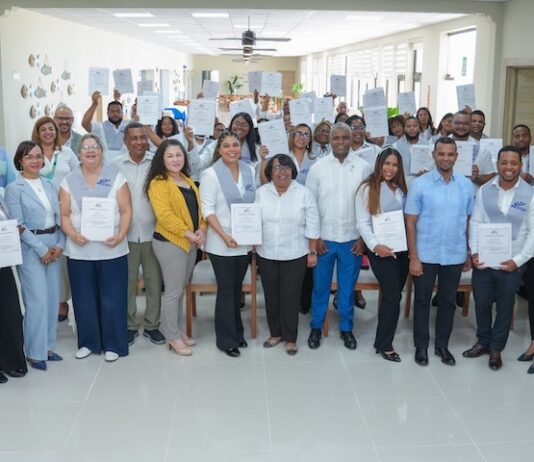 INFOTEP certifica a 43 participantes en Cultura y Servicios Turísticos en Barahona