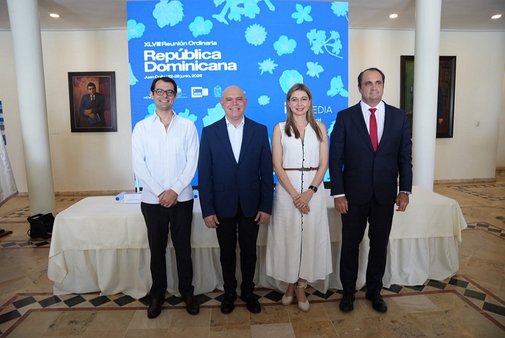 Javier Rodríguez, Amaury Sánchez, Marianna Vargas Gurilieva y Ángel Pérez.