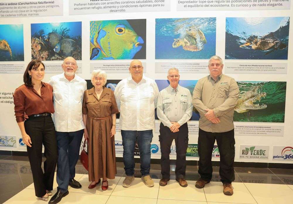 Gibel Orsini, Joseì Oscar Orsini Bosch, Milagros Ortiz Bosch, Noel Loìpez, Joseì Luis Gerhartz y Nicasio VinÞa.